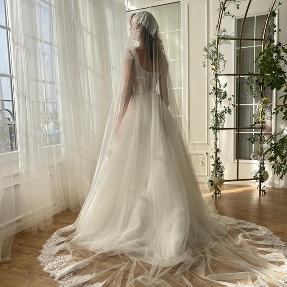 TEUTA MATOSHI WHITE BELLS OF REVERIE GOWN - Picture 2 of 4